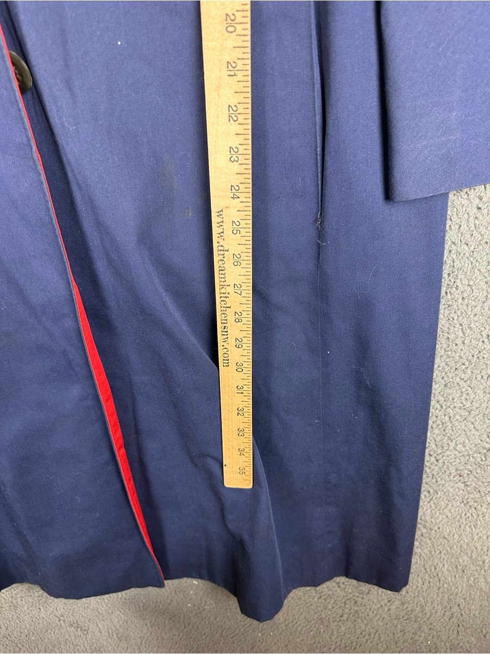 Vintage Aquascutum Aqua 5 Trench Coat Navy Blue Red Collar Made in Canada flaw - Picture 5 of 10